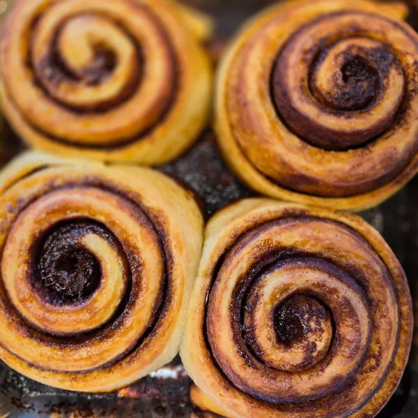 Sourdough Cinnamon Rolls  thumbnail 2